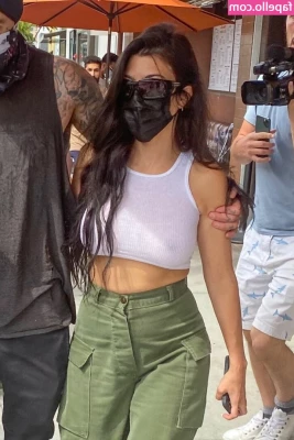Kourtney Kardashian [ kourtney-kardashian ] - feels sooo good to be back out on the water!