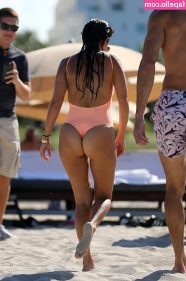 Kourtney Kardashian [ kourtney-kardashian ] - i hope you all have an amazing day