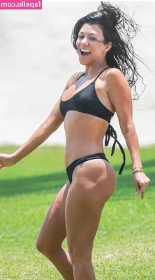 Kourtney Kardashian [ kourtney-kardashian ] - Too hot to handle 🔥🔥