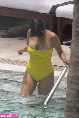 Kourtney Kardashian [ kourtney-kardashian ] - And she an actor