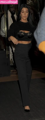 Kourtney Kardashian [ kourtney-kardashian ] - Did you jerk today without my permission?! Send a tip for it! Hast du