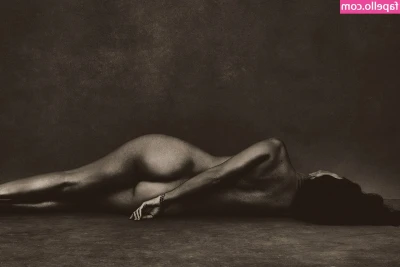 Kourtney Kardashian [ kourtney-kardashian ] - be good, get on your knees, and open your mouth
