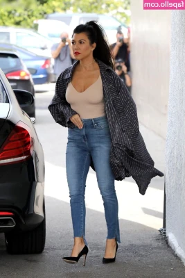 Kourtney Kardashian [ kourtney-kardashian ] - Remember this little get up and what followed in the kitchen 👅