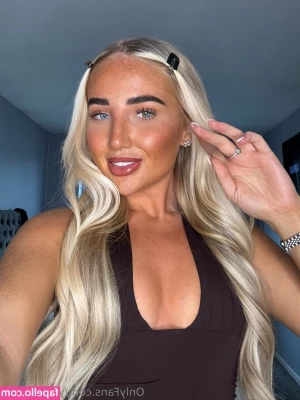 yourlexiii22 - What I do here is so delicious daddy  if I upload it on instagram