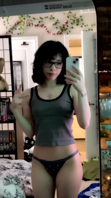 angel.girll [ angel-girll ] - Little New Year s dancing