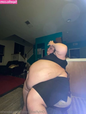 thicksadworld - Here are some new bath pics from yesterday  I have a few videos to