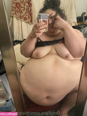 thicksadworld - Attempted to cum on camera  but my phone died  so I squirted off