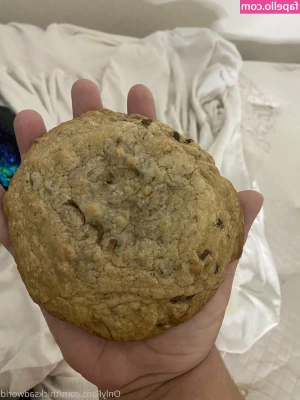 thicksadworld - Spread my ass open