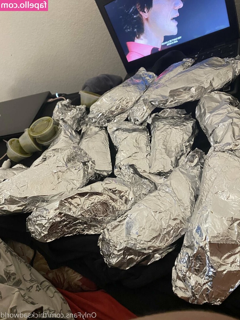 thicksadworld - Uncropped version from my insta post