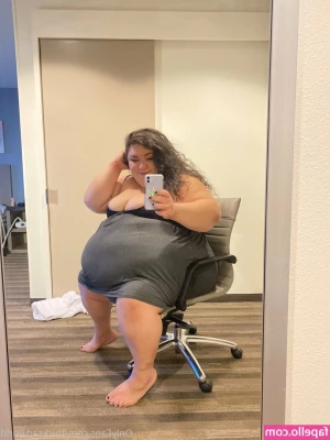 thicksadworld - I love finger fucking myself and begging for your cock.. I'm such a