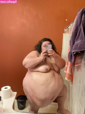 thicksadworld - Not enough of a response from y all  so I won t be doing the live