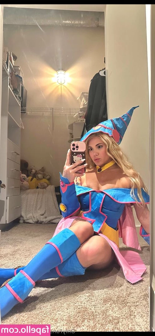 babykeilani - Lunch anyone?  *side note my messages are down