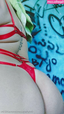 emma2023hi - Gozei muito no cuzinho do  magreloxxxl