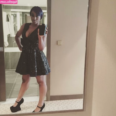 Scarlette Douglas [ scarlette-douglas ] - About to have desert 😈