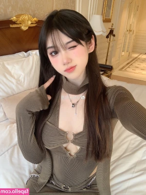 Fennai (分奈) [ fennai ] - Celebrate October’s luck with a spin, loveee! Join the fun and