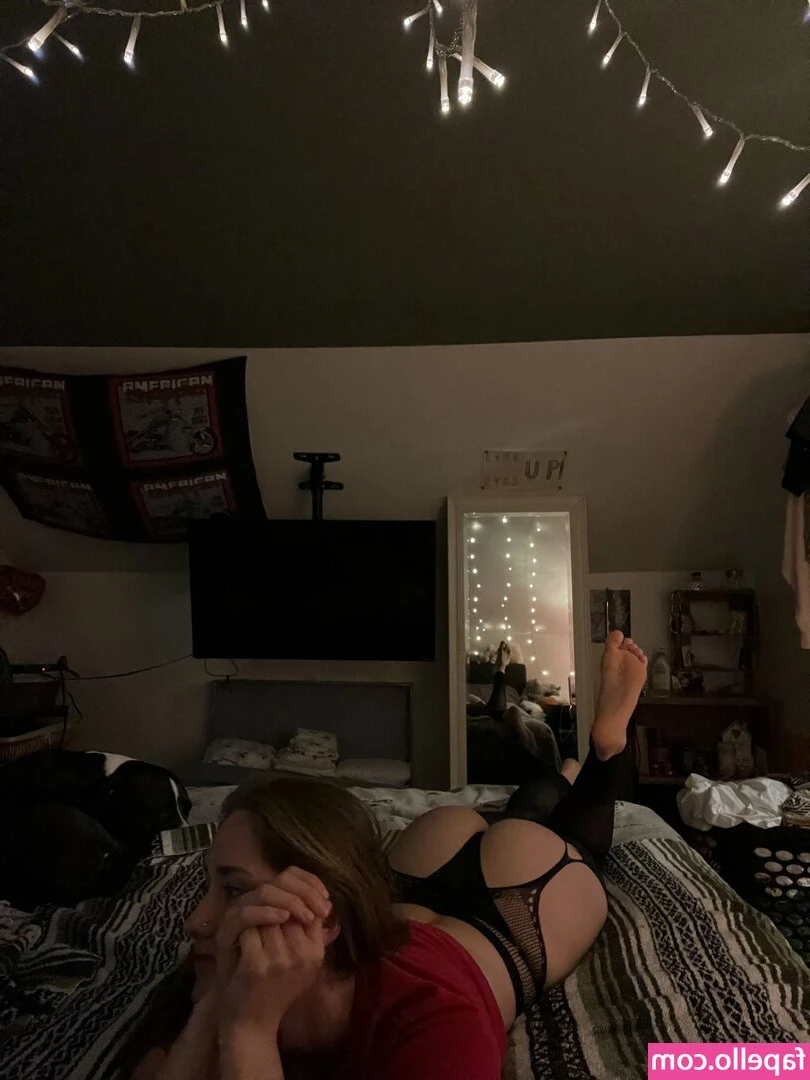 Peachyhal - sweetbaby122    sweetbaby122 Subscribe to the profile of this hot