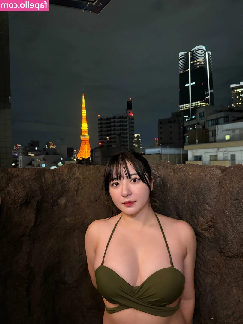 Mizuki Asakura [ mizuki-asakura ] - Huge ass in your face ;)