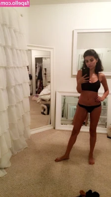 Mikaela Hoover [ mikaela-hoover ] - This wind is insane! I feel like we're not in Texas anymore, Toto!