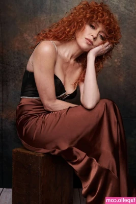 Natasha Lyonne [ natasha-lyonne ] - Getting my pussy eaten makes me moan way more than I mean to 🤤😳