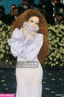 Natasha Lyonne [ natasha-lyonne ] - We had some amazing winners last time! Let’s have a guess my