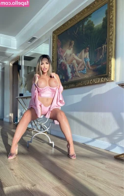 Thesassyone - New Big Ass Worship Video for sale in the messages to help celebrate