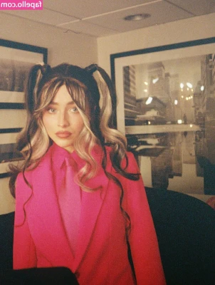 Sabrina Carpenter [ sabrina-carpenter-1 ] - This and way more 👀 is in your dms
