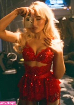 Sabrina Carpenter [ sabrina-carpenter-1 ] - Free boot video for my leather and shiny lovers xx Super exiting to