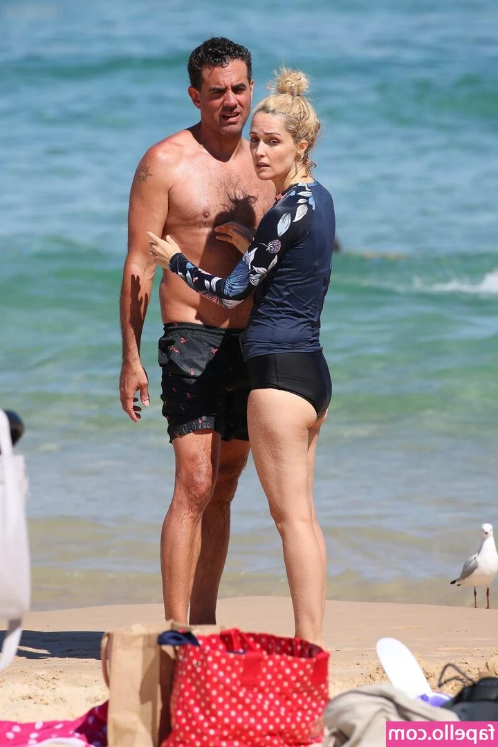 Rose Byrne [ rose-byrne ] - Happy Monday!!! Brand new hot red dress! Do you like it?!?!