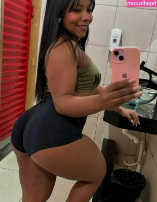 Gabibombom_ [ gabibombom ] - You’re on your knees looking up at daddy 😉