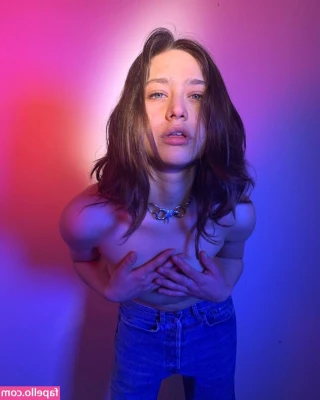 chudnyyyy - A little striptease and photoset direct to your DMs babe. Get excited