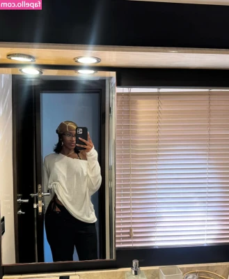 Tiara Howard [ tiara-howard ] - Omg !! I think my horny stride is back ! 😍🤪  Here’s a trailer