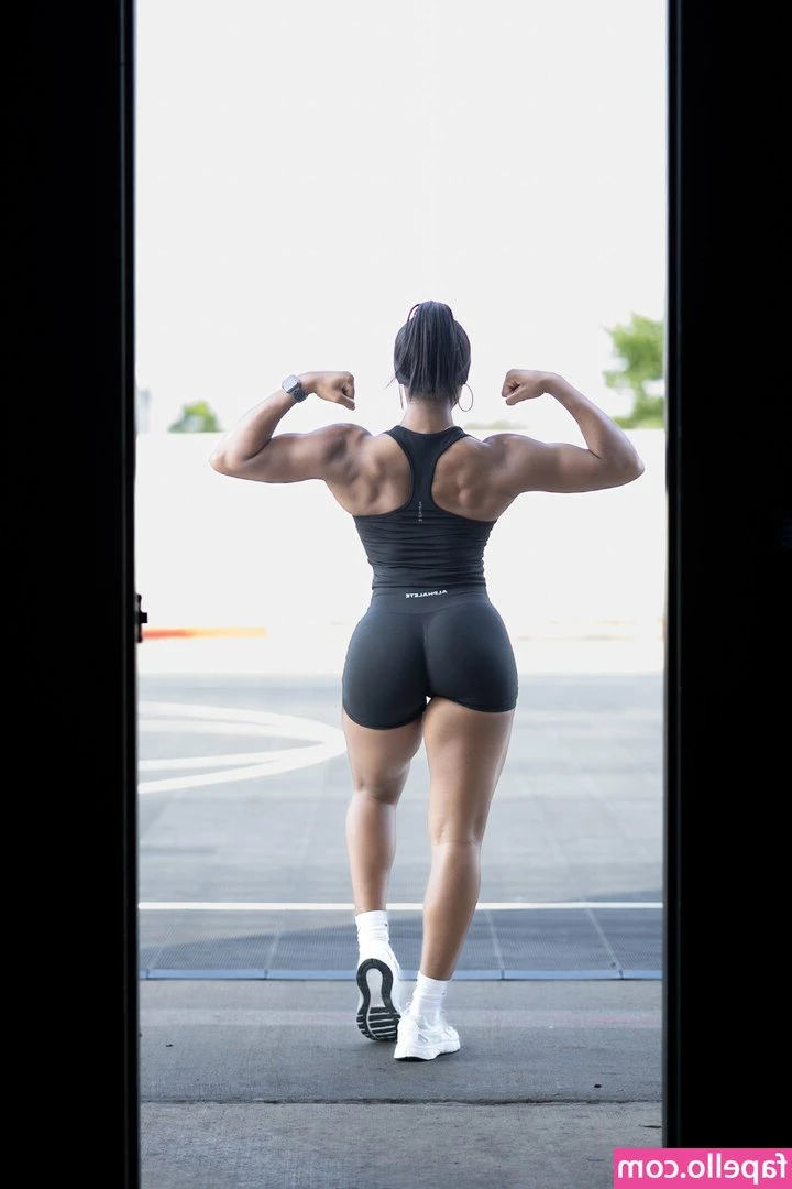 Tiara Howard [ tiara-howard ] - How are you my loves?  Would you be interested in a future video with