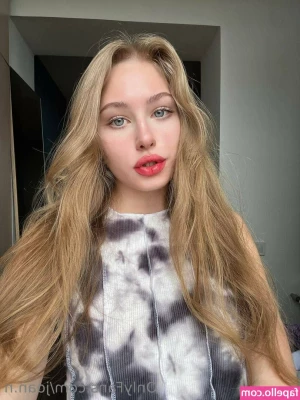 Joan.n [ joan-n ] - Ready to leave you dry and satisfied babe  subscribe to my VIP   www