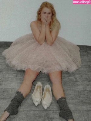 Addison Rae [ addison-rae-3 ] - Empty=)))