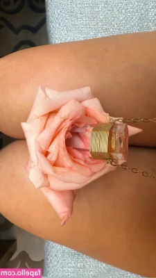 Addison Rae [ addison-rae-3 ] - I need a massage