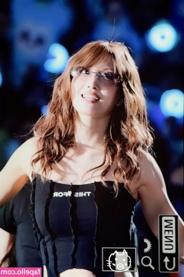 Hirai Momo [ hirai-momo ] - Im going out again ⊙﹏⊙