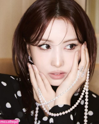 Hirai Momo [ hirai-momo ] - Happy weekends my Lovelies. Hope everyone is having a good time.