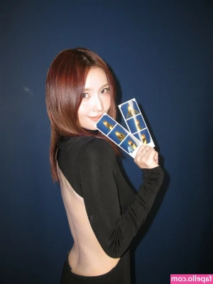 Hirai Momo [ hirai-momo ] - @fatemmastoned and I have been growing so much recently, these