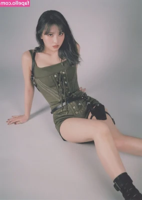 Hirai Momo [ hirai-momo ] - C'mon here🙏