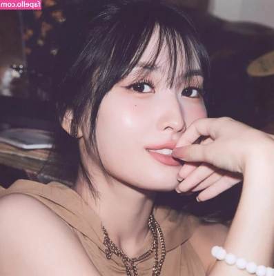Hirai Momo [ hirai-momo ] - Masked Man 🎭