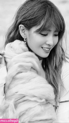 Hirai Momo [ hirai-momo ] - VIRTUAL SESSIONS  I do virtual sessions on Wednesday & Thursday