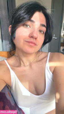 apinky98 - Getting on birth control today 💦😈