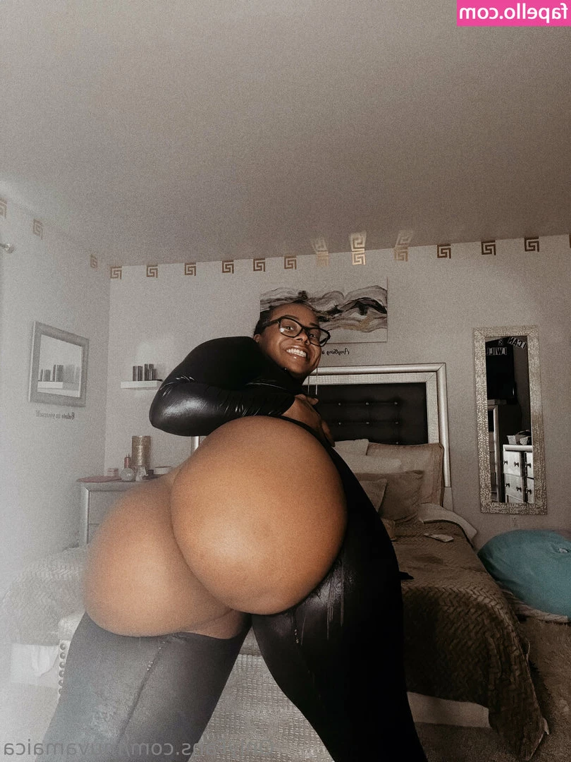 muvamaica - I heard youve been bad... i think its time i give you a SPANK