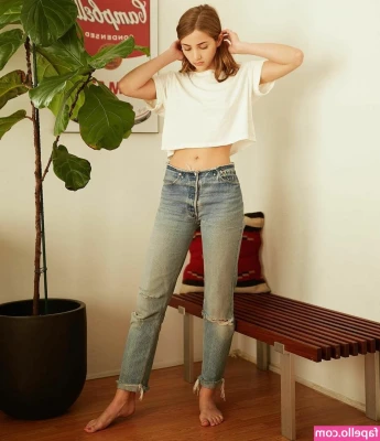 Emily Rudd [ emily-rudd ] - And that's not even including Snapchat videos.. 🥴