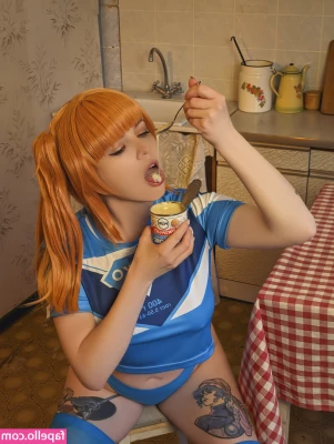 Brounovskoe Cosplay [ brounovskoe-cosplay ] - Push my face into the cushion