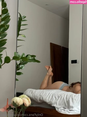 alisonlilbaby [ alisonlilbaby-1 ] - Bikini brat