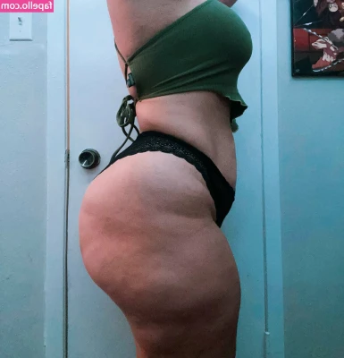 bethanphetamin - Built like a Greek statue  Do you appreciate art?