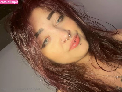 cuteclemx - My boobs look nice even with foam  Who wants to take a shower in the