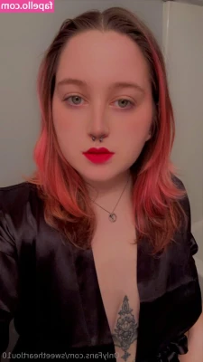 sweetheartlou10 - Trying a new angle  what do you think  I ve lost my voice at the
