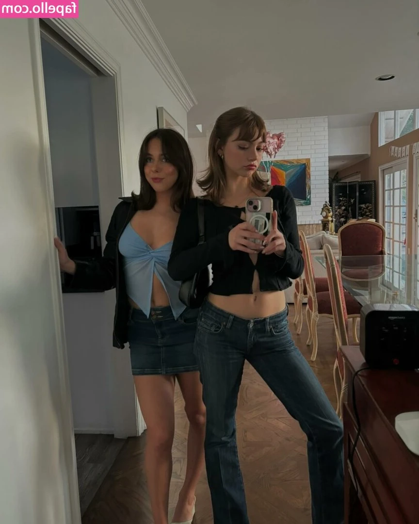 Lauren Donzis [ lauren-donzis ] - 🎃Spooky booty 🎃